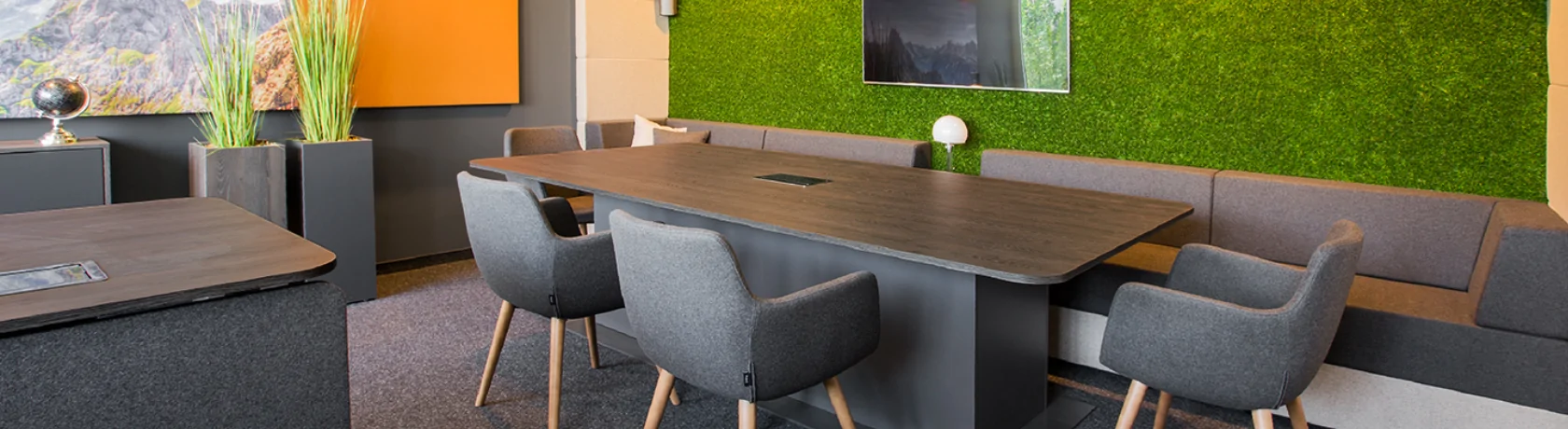 Konferenz + Besucherstühle