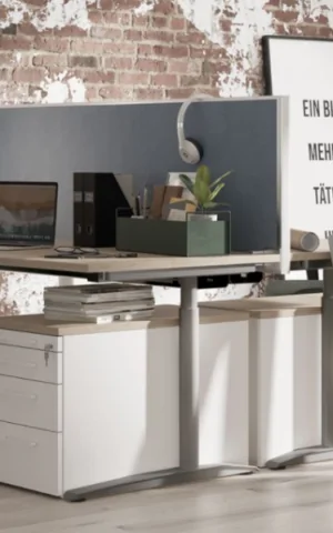 Schreibtische